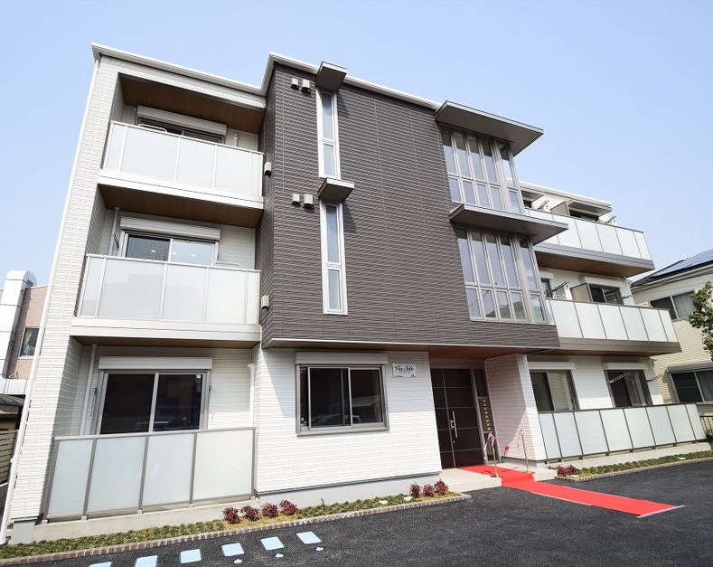 戸田市本町　3階建てマンション　U・M様