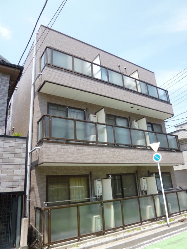 戸田市上戸田　３階建てマンション　H・T様