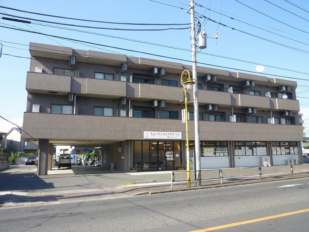 川口市南鳩ヶ谷  ３階建てマンション